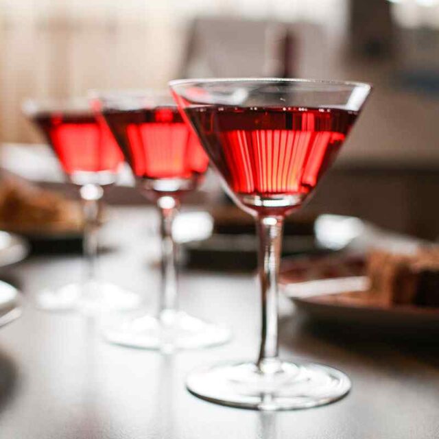 https://www.mynewyorkdesign.com/wp-content/uploads/2020/01/dine-and-wine-640x640.jpg